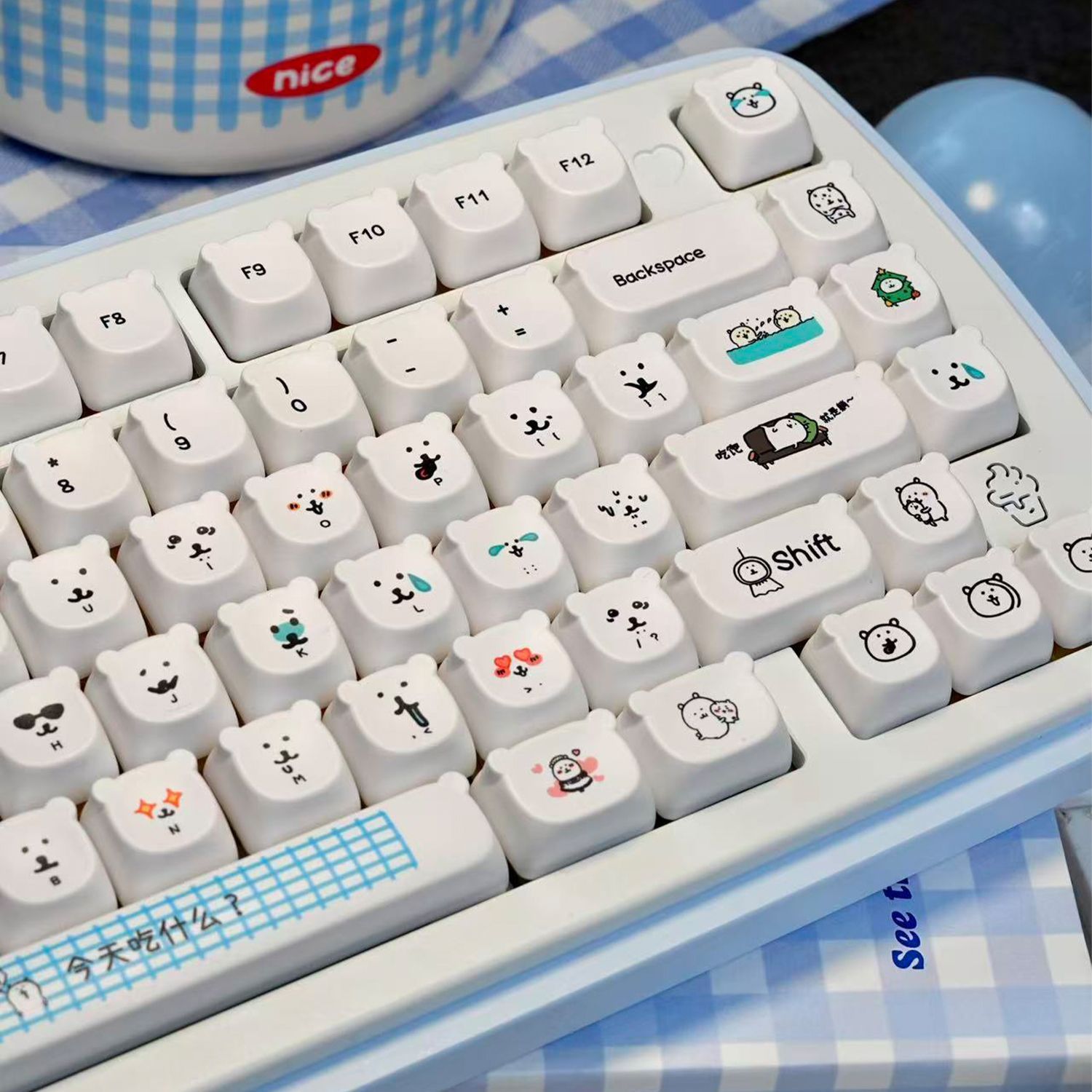 Keyboard Tenkeyless - Милые мультяшные кейкапы с медведем-шутником из